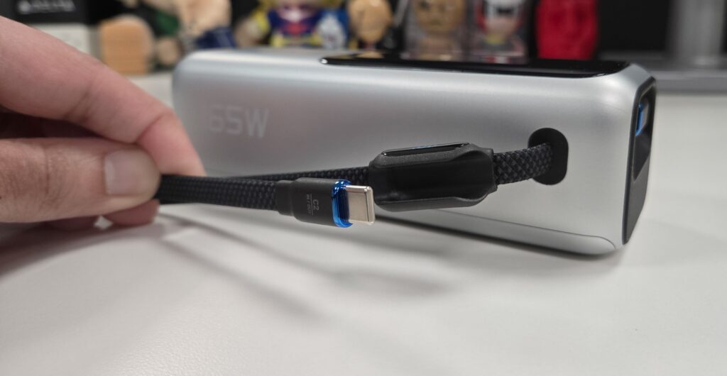 Anker 25K 165W Power Bank usb-c cable