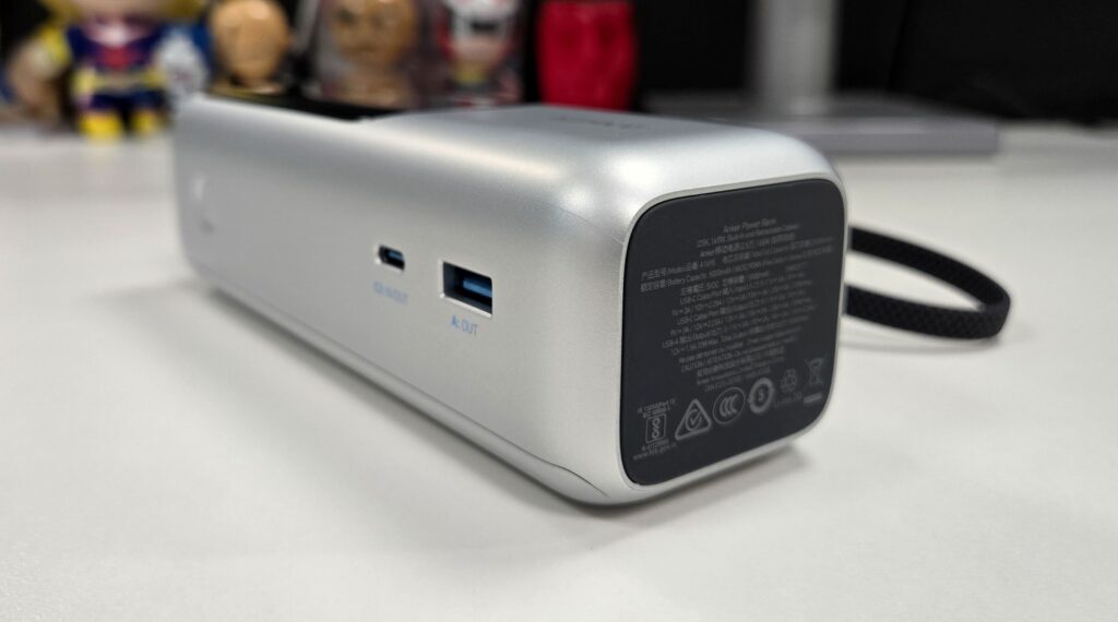 Anker 25K 165W Power Bank bottom
