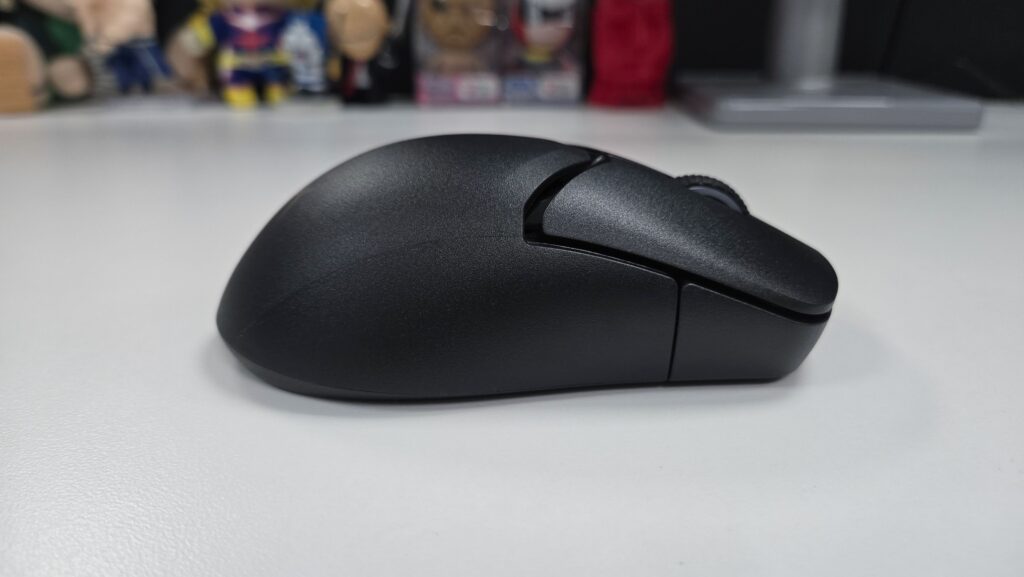 HyperX Pulsefire Saga Pro right side view