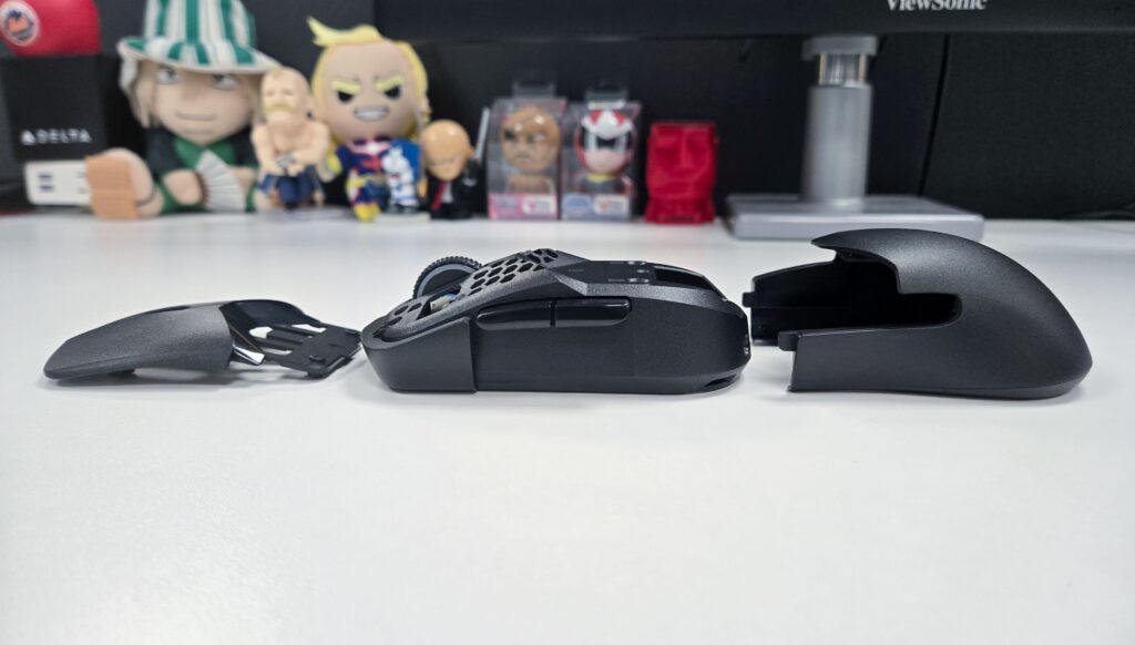 HyperX Pulsefire Saga Pro with palm rest and button covers removed
