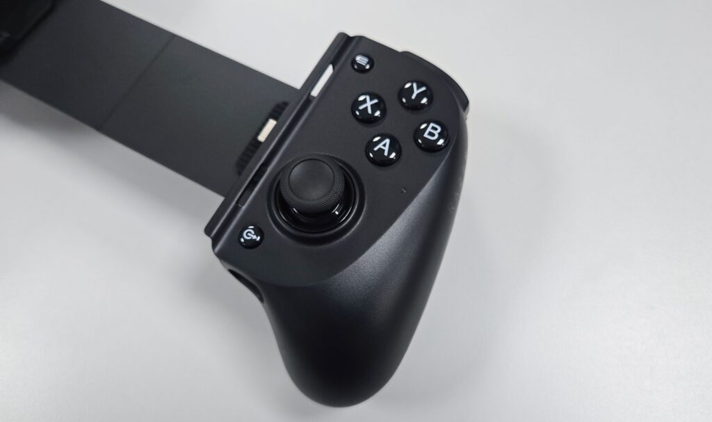Razer Kishi V3 Pro right side view
