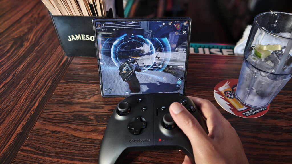 SteelSeries Nimbus Cloud with Samsung Galaxy Z Fold7 playing Destiny: Rising